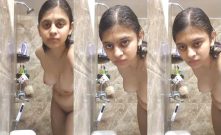 Desi Girl bathing